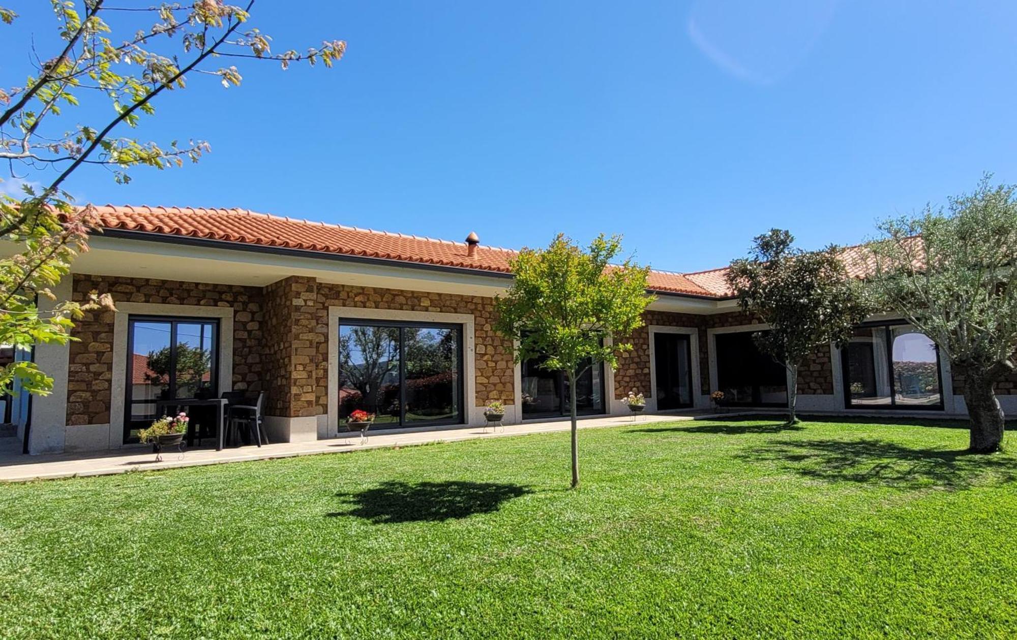 Jardim Das Oliveiras - Suites Com Vista Ponte de Lima Exterior photo